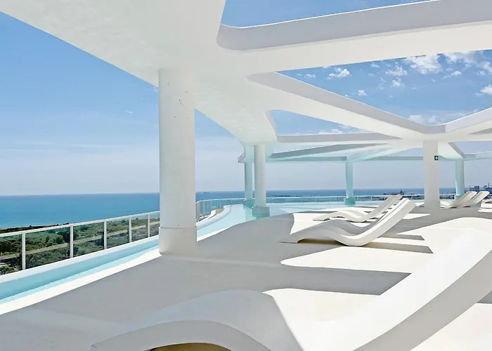 Global Properties, Apartamento Con Terraza Y Vistas A La Piscina En Gran Canet