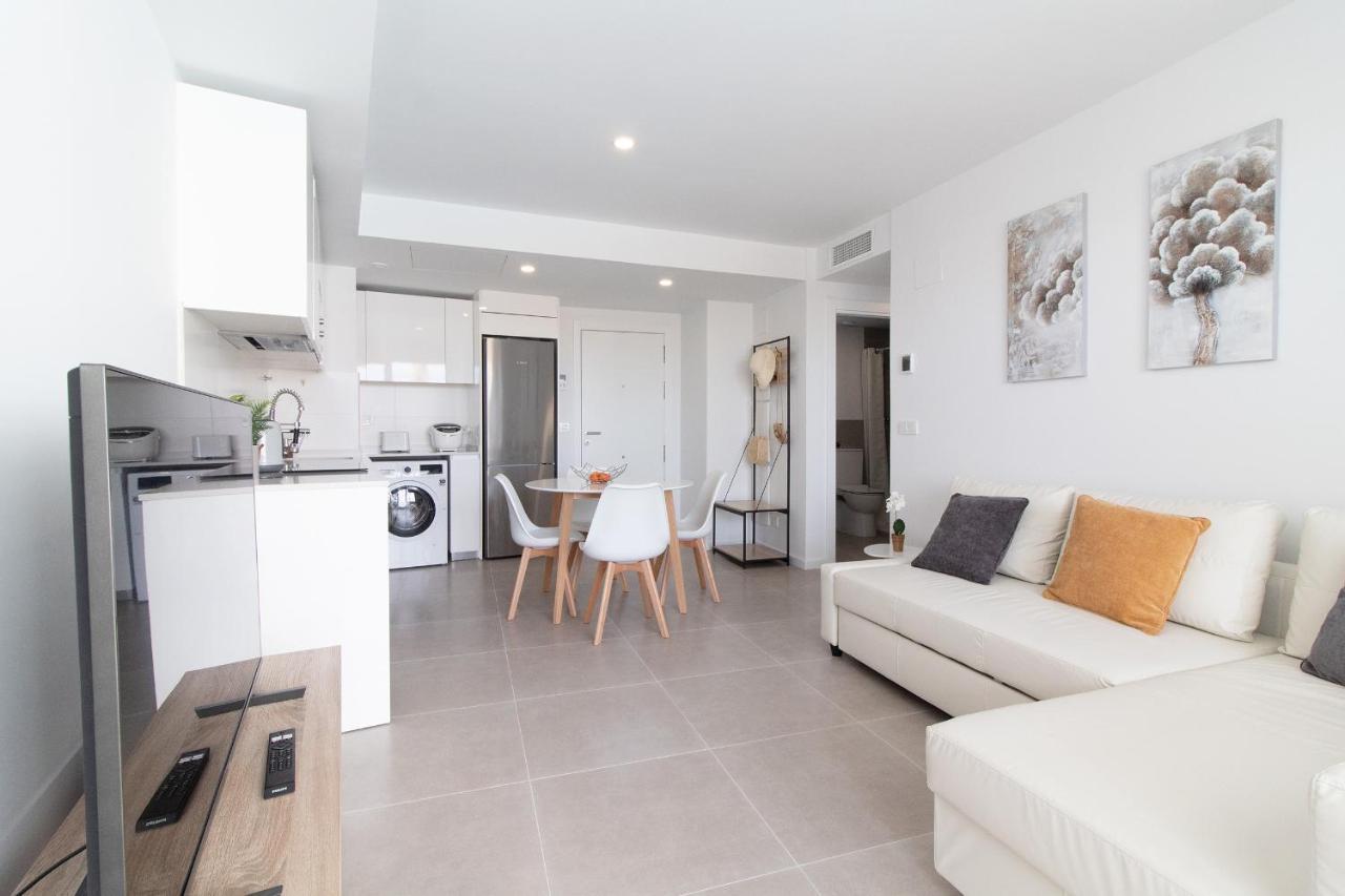 Apartment Global Properties, Con Terraza Y Vistas A La Piscina En Gran Canet *